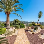 Meile - Plusholidays Villa